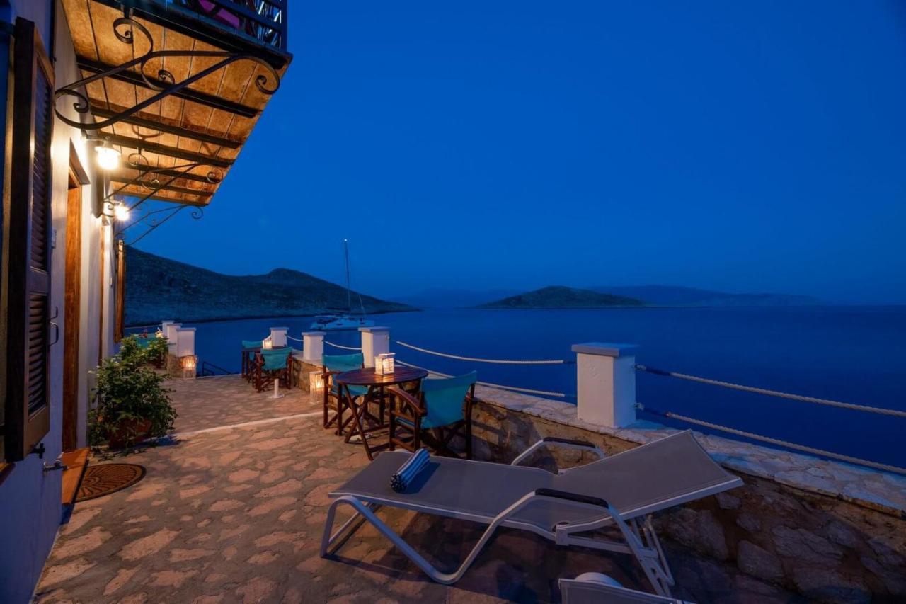 Villa Leleka Chalki Town المظهر الخارجي الصورة
