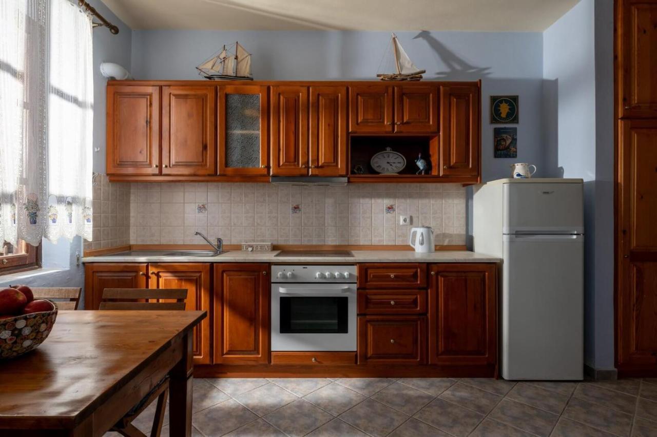 Villa Leleka Chalki Town المظهر الخارجي الصورة