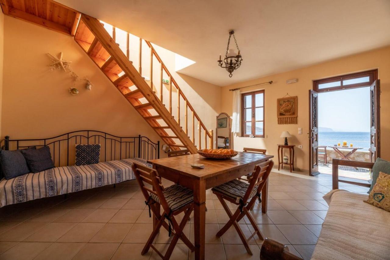 Villa Leleka Chalki Town المظهر الخارجي الصورة