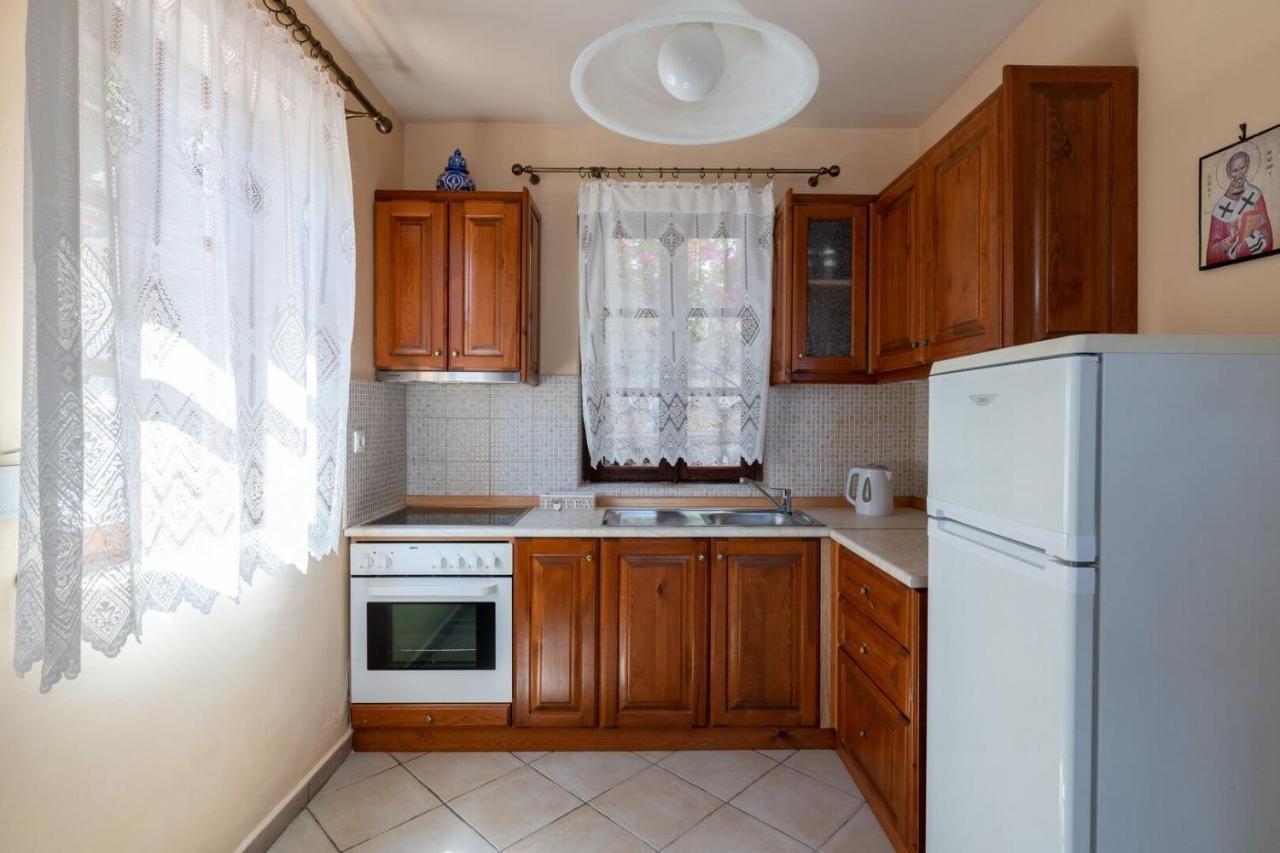 Villa Leleka Chalki Town المظهر الخارجي الصورة